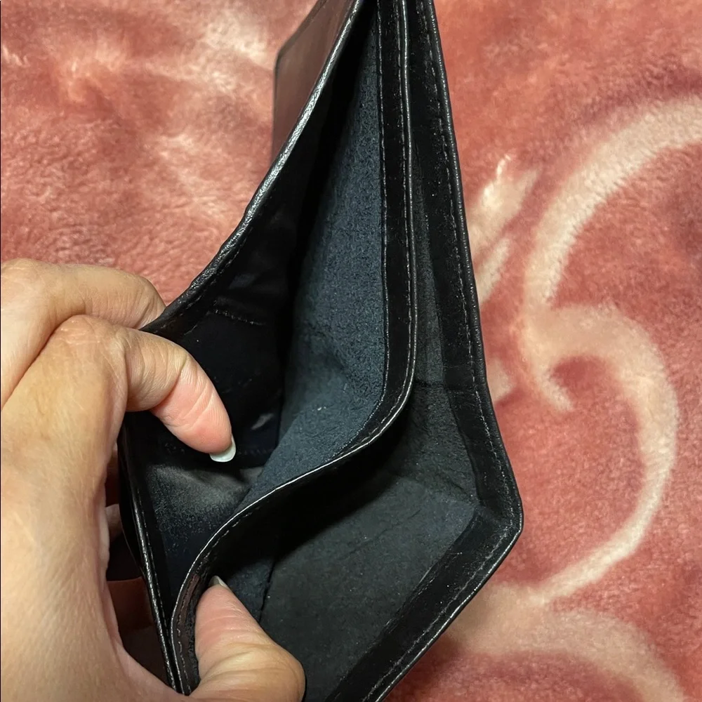Black Wallet